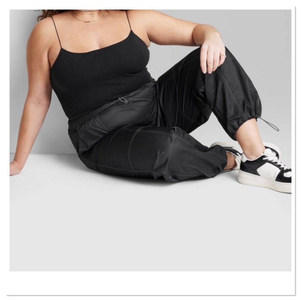 Women’s High Rise Toggle Parachute Pants Wild Fable Black
